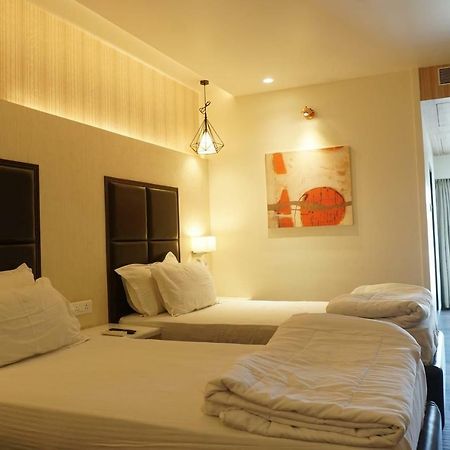 Palette Four Seasons Recreation Resort Jalgaon Exterior photo