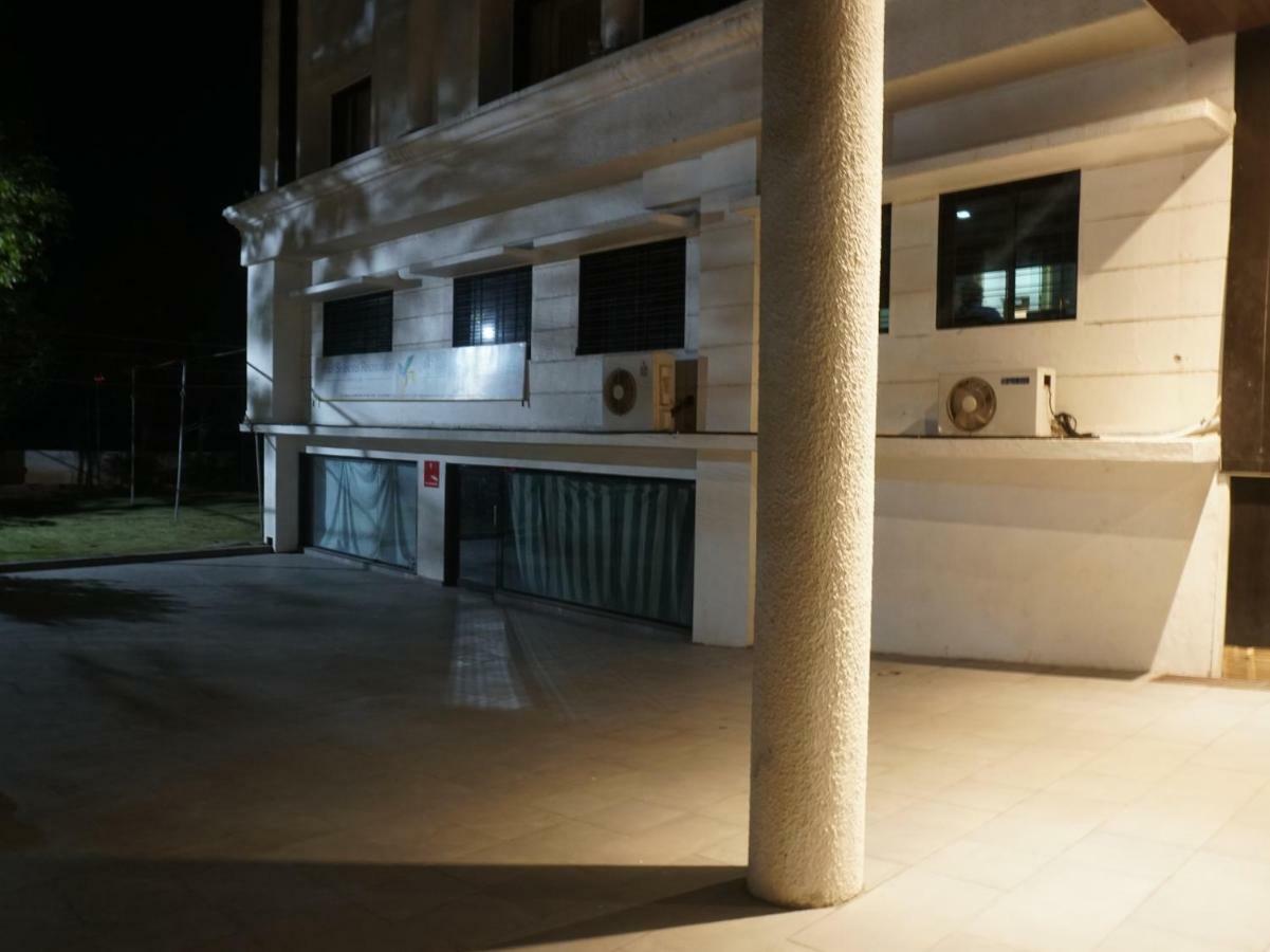 Palette Four Seasons Recreation Resort Jalgaon Exterior photo