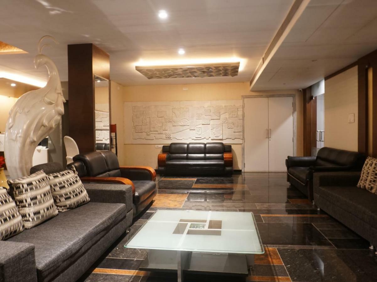 Palette Four Seasons Recreation Resort Jalgaon Exterior photo