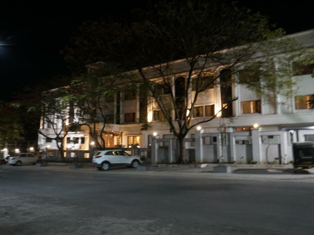 Palette Four Seasons Recreation Resort Jalgaon Exterior photo